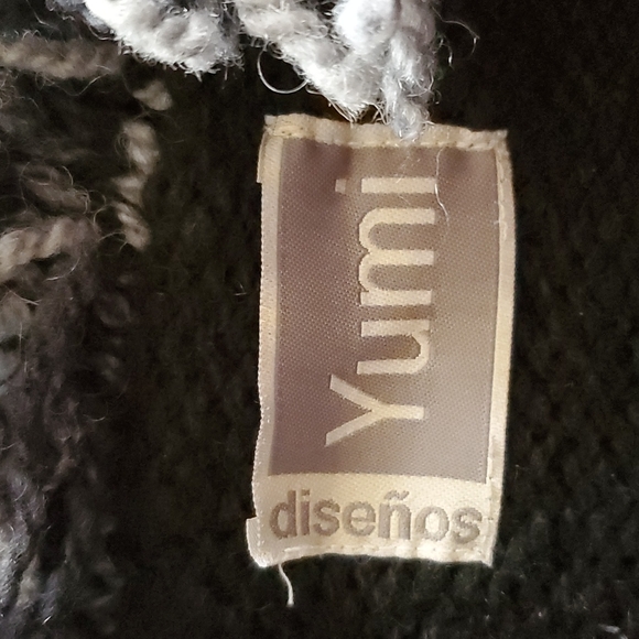 Yumi hand made Alpacha wool sweater - Picture 4 of 4